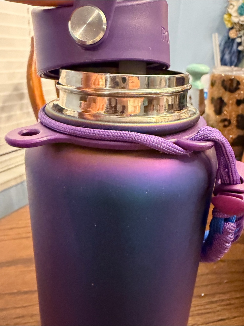 Purple Ombre  Water Bottle with Paracord Handle - Picture 11 of 13